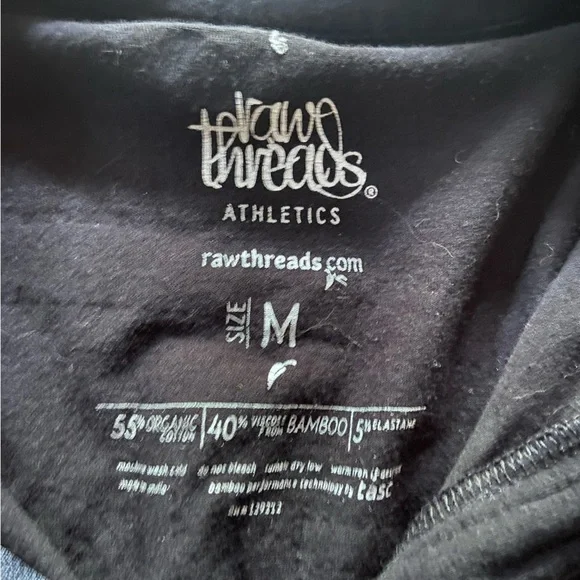 RARE Raw Threads Disney Dumbo Double Dare 3/4 zip - Picture 2 of 6